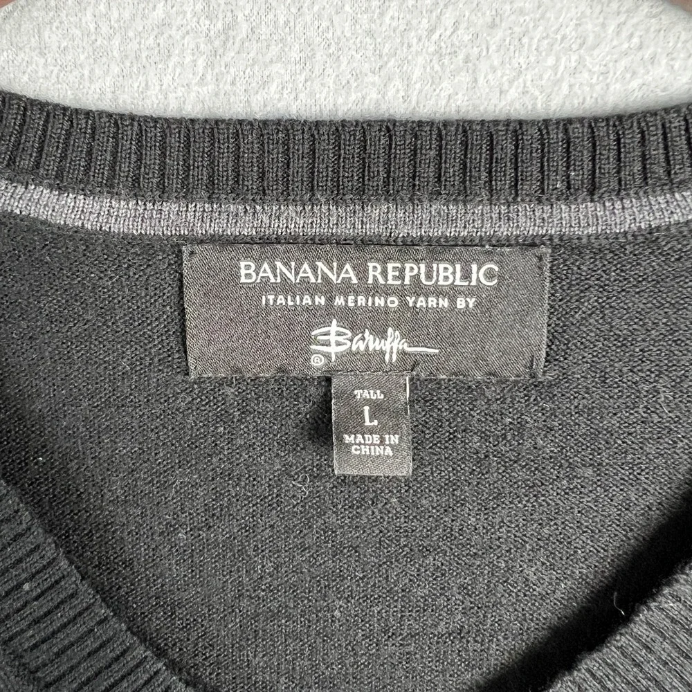 Banana Republic Italian Merino Wool Sweater Mens LT Yarn by Baruffa V Neck Black